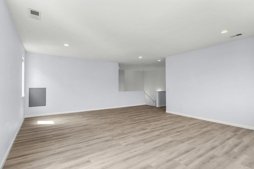 725 Oxalis Dr, Newman, CA 95360