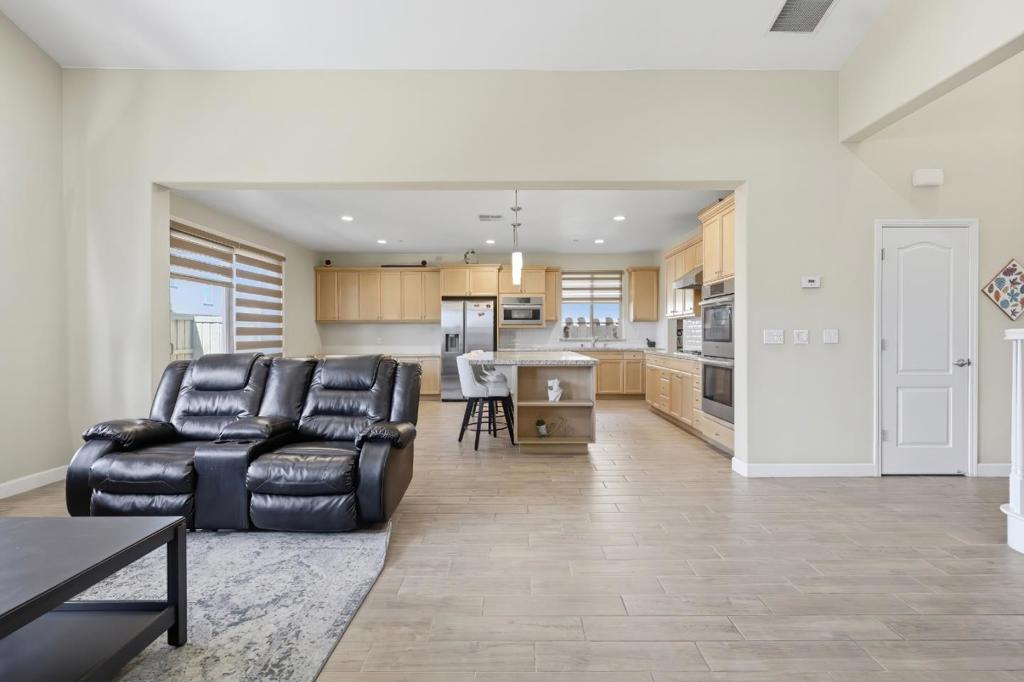 3482 Rapallo Way, Manteca, CA 95337