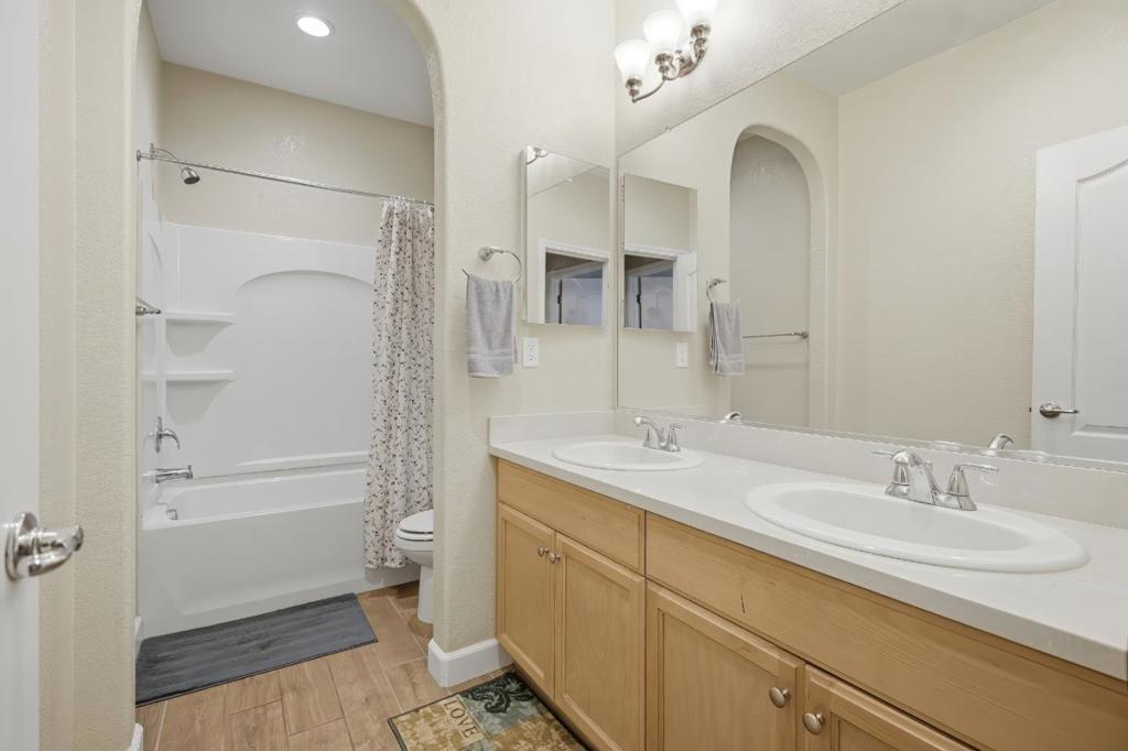 3482 Rapallo Way, Manteca, CA 95337
