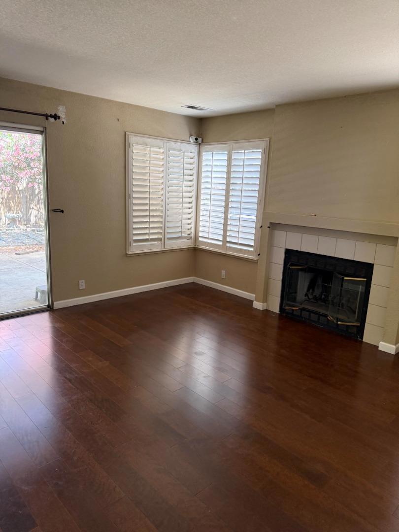 3905 Wilkesboro Ave, Modesto, CA 95357