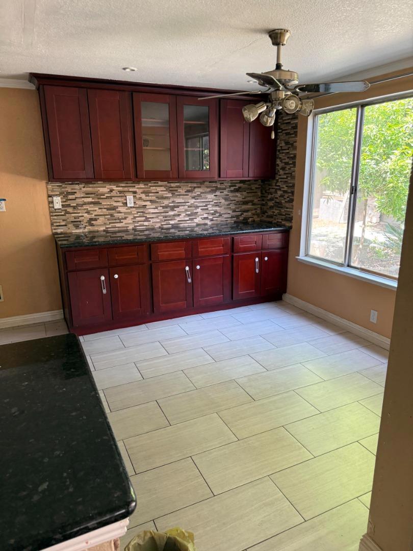 3905 Wilkesboro Ave, Modesto, CA 95357