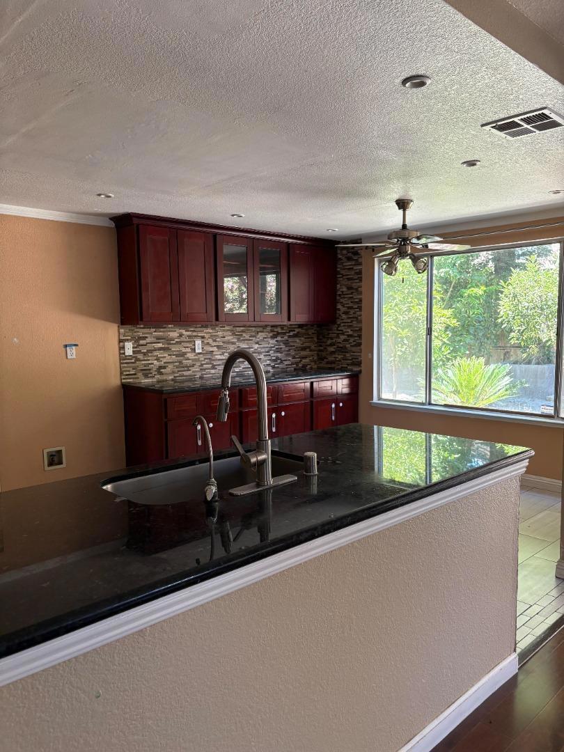 3905 Wilkesboro Ave, Modesto, CA 95357