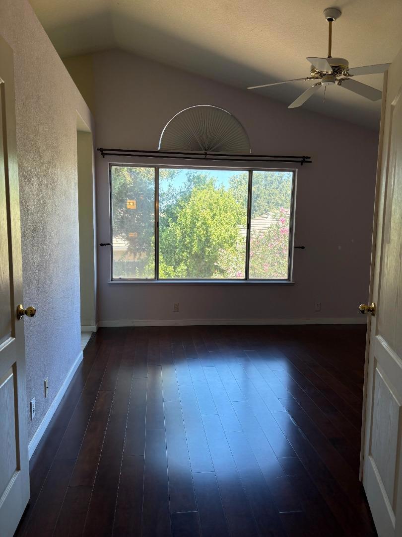 3905 Wilkesboro Ave, Modesto, CA 95357