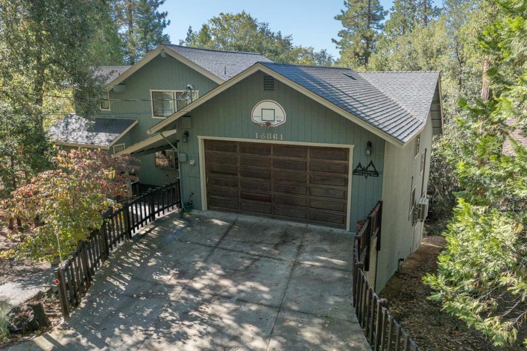 18861 Lookout Dr, Twain Harte, CA 95383