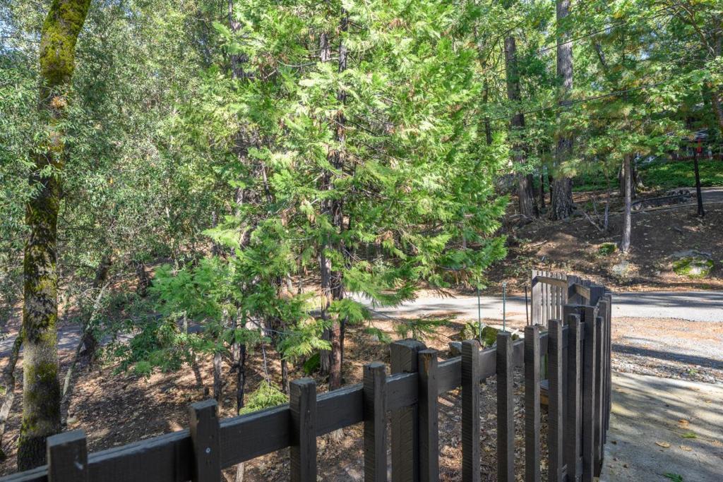 18861 Lookout Dr, Twain Harte, CA 95383