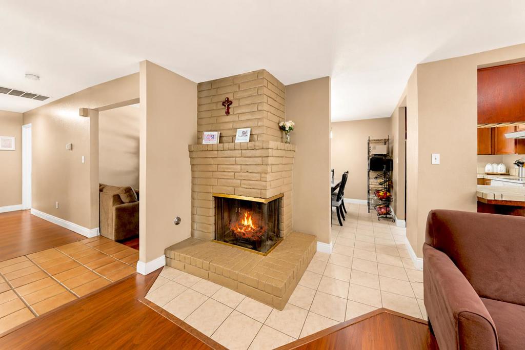 1812 Dorset Ln, Modesto, CA 95355
