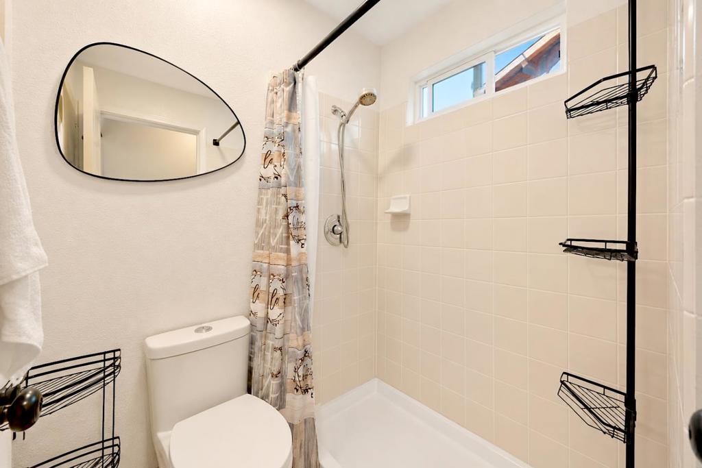 1812 Dorset Ln, Modesto, CA 95355
