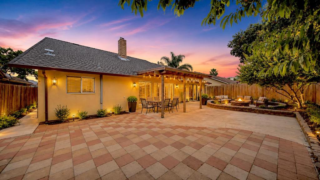 1812 Dorset Ln, Modesto, CA 95355
