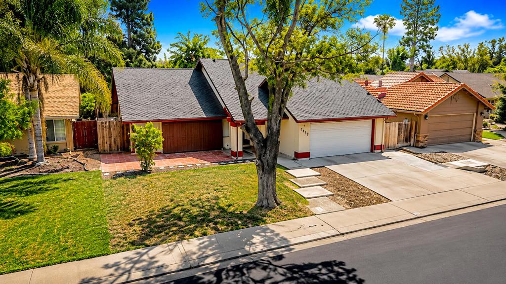 1812 Dorset Ln, Modesto, CA 95355