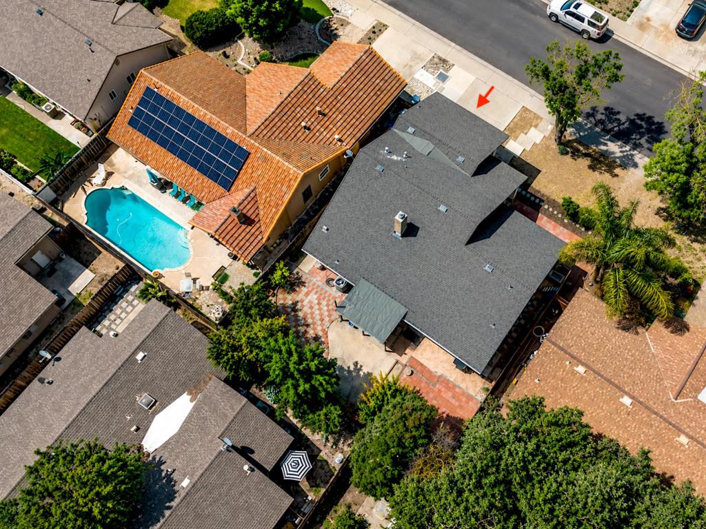 1812 Dorset Ln, Modesto, CA 95355