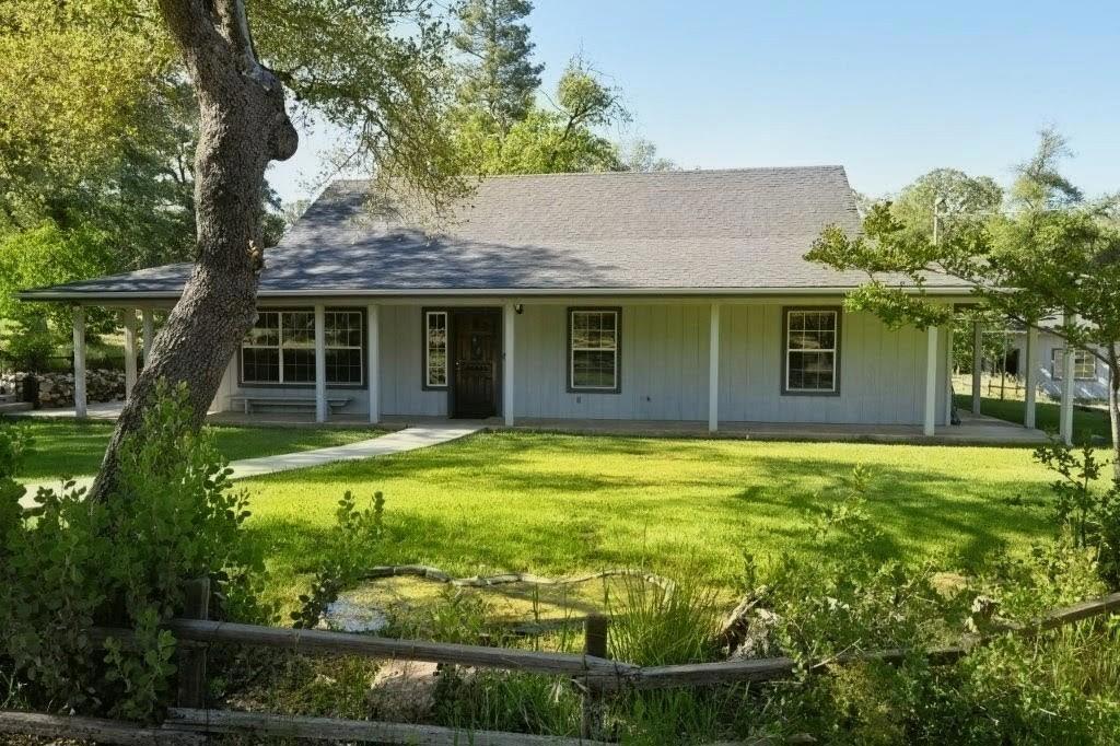 5731 Colorado Rd, Mariposa, CA 95338