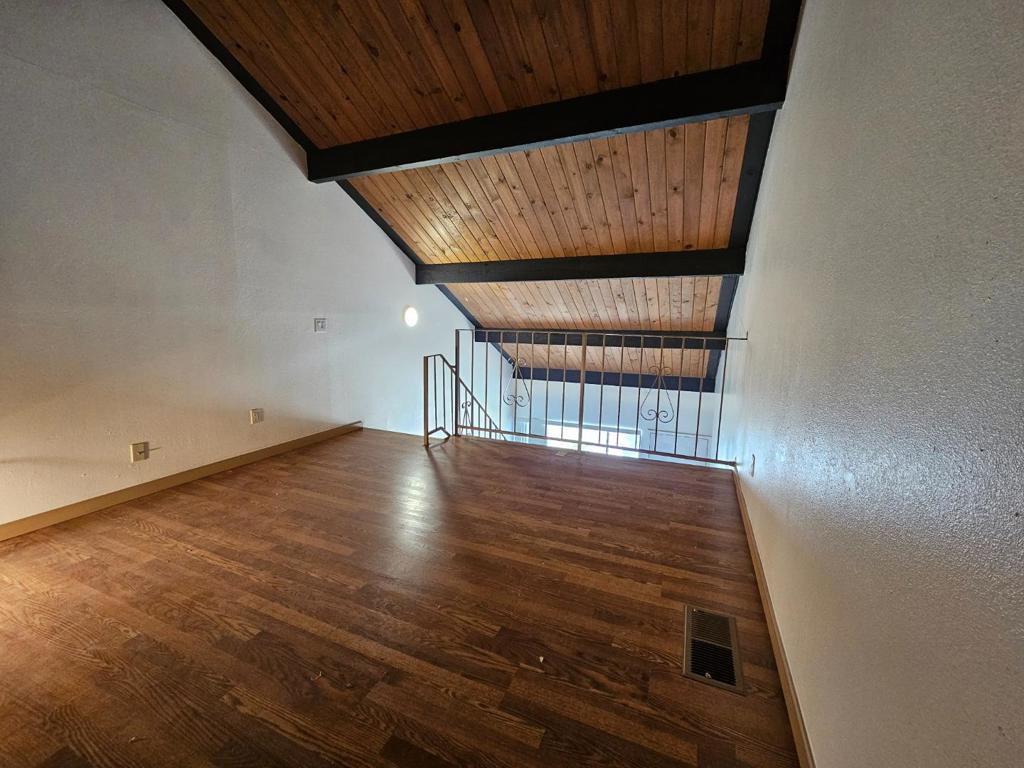 820 Illinois Ave #16, Los Banos, CA 93635