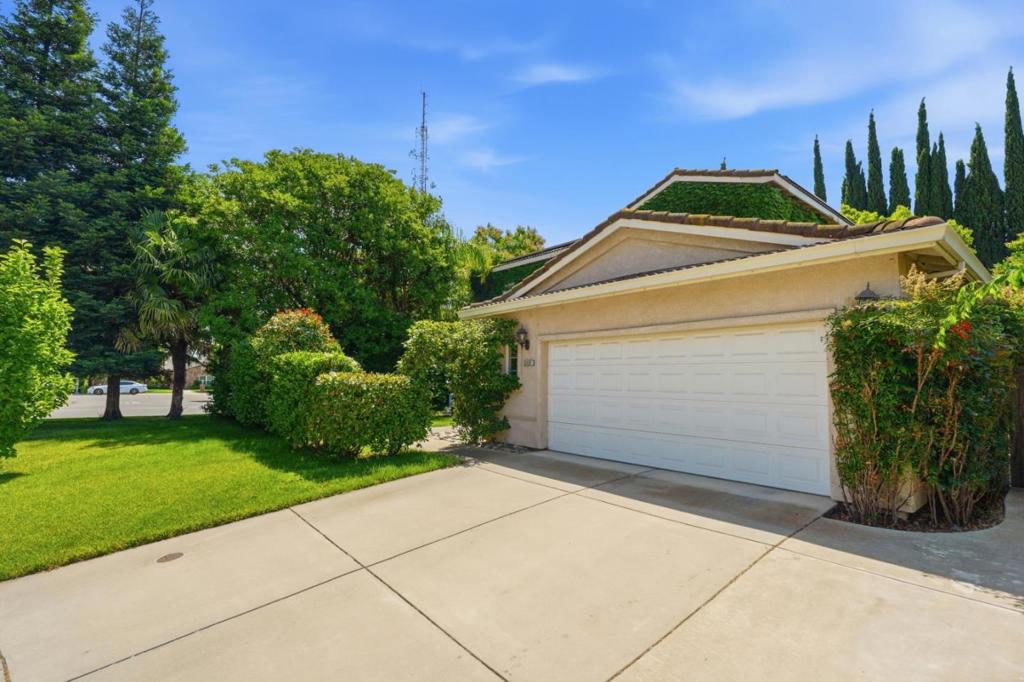 3712 Bold Ruler Ct, Modesto, CA 95355