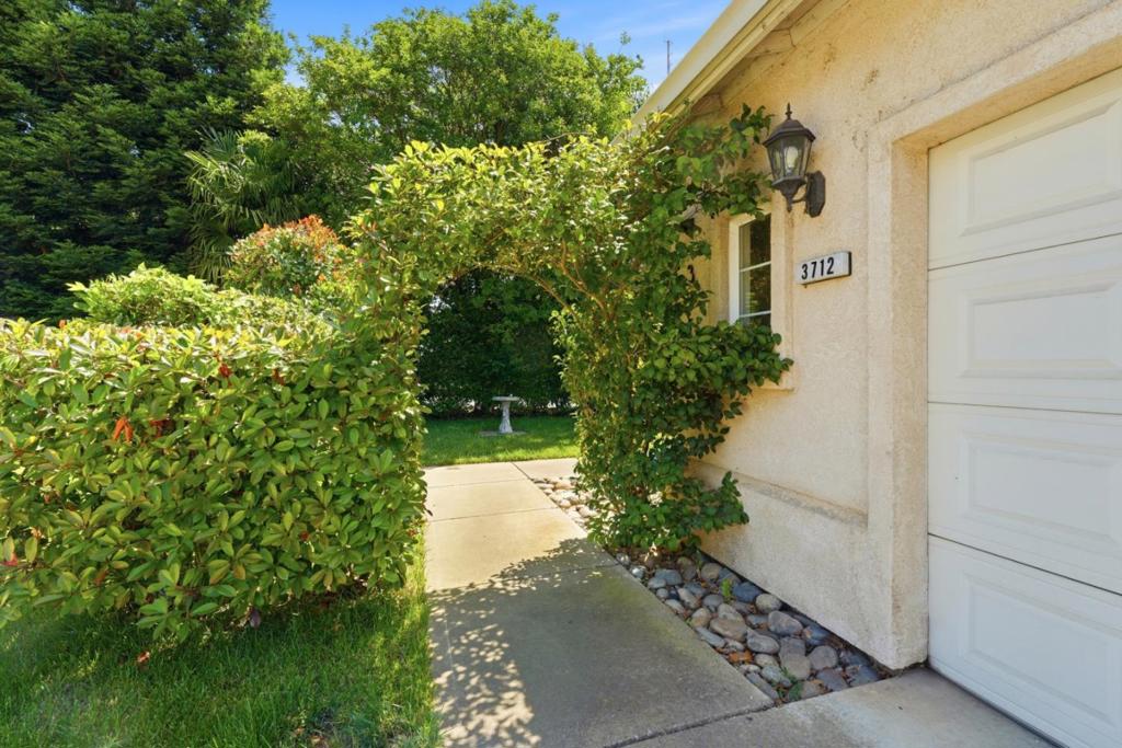 3712 Bold Ruler Ct, Modesto, CA 95355