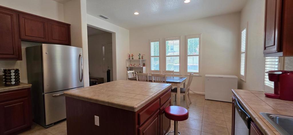 9403 Vintner Cir, Patterson, CA 95363