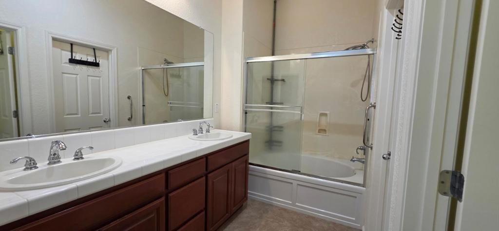 9403 Vintner Cir, Patterson, CA 95363