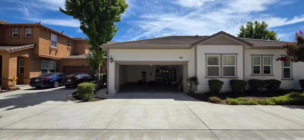 9403 Vintner Cir, Patterson, CA 95363