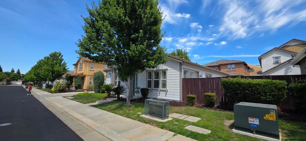 9403 Vintner Cir, Patterson, CA 95363