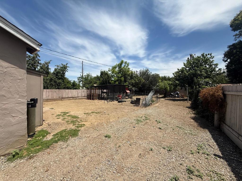 1508 Picardy Dr, Modesto, CA 95351