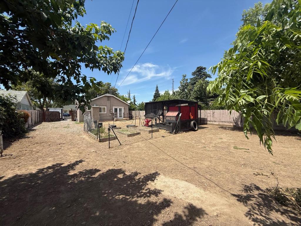 1508 Picardy Dr, Modesto, CA 95351