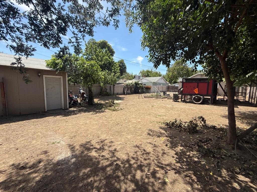 1508 Picardy Dr, Modesto, CA 95351