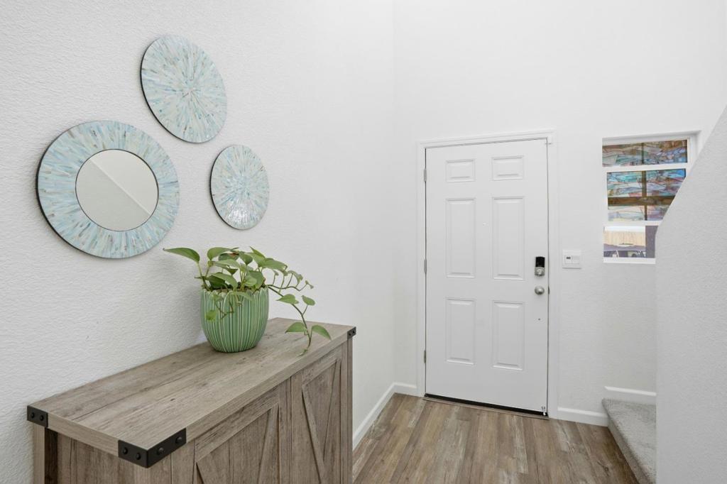 1809 Del Mar Dr, Los Banos, CA 93635