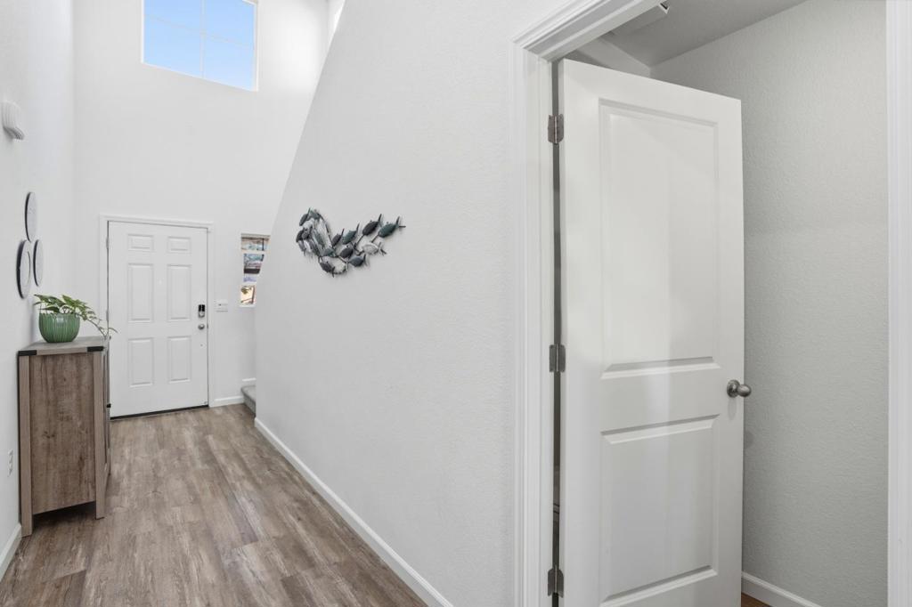 1809 Del Mar Dr, Los Banos, CA 93635