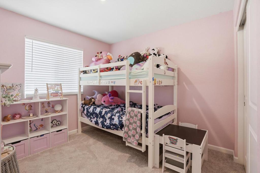 1809 Del Mar Dr, Los Banos, CA 93635