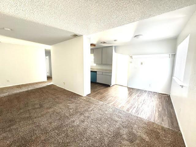 1975 Rohrer Dr, Turlock, CA 95382