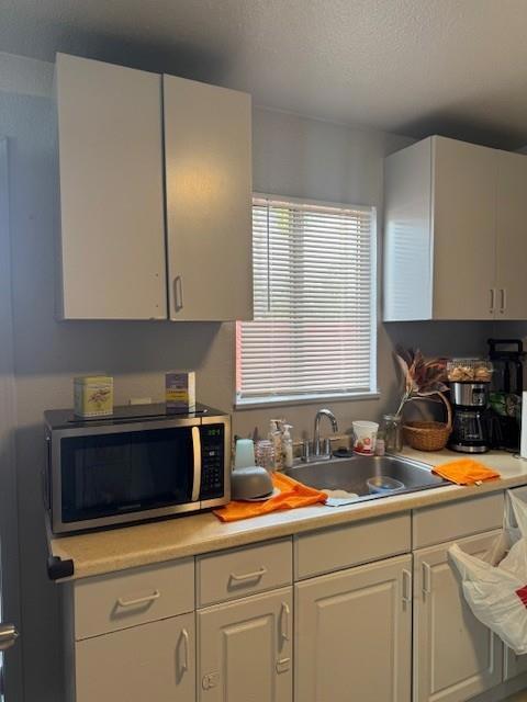 322 Poplar Ave, Manteca, CA 95336
