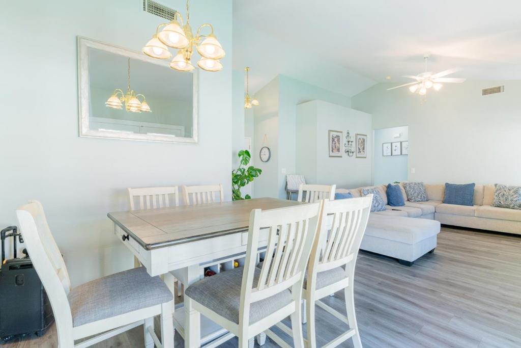 656 Grape Ct, Los Banos, CA 93635