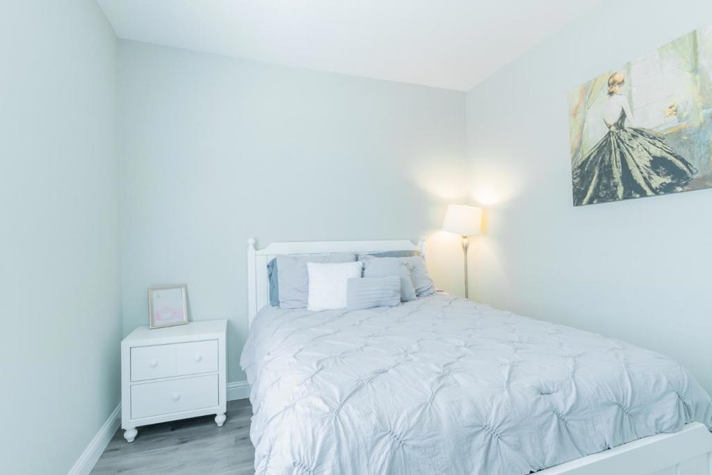 656 Grape Ct, Los Banos, CA 93635