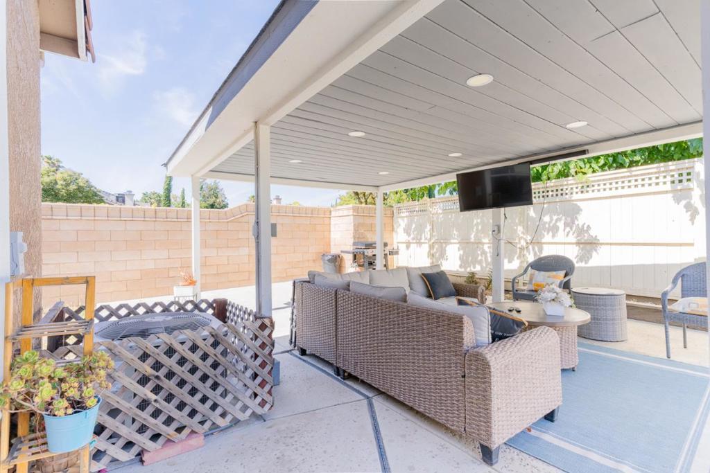 656 Grape Ct, Los Banos, CA 93635