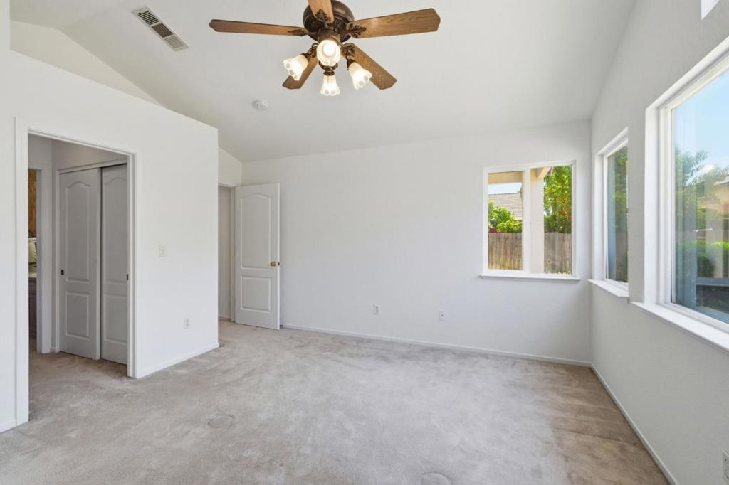 1971 Crutchfield Ln, Manteca, CA 95336