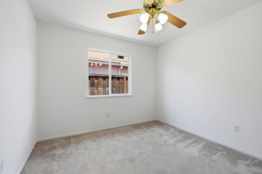 1971 Crutchfield Ln, Manteca, CA 95336