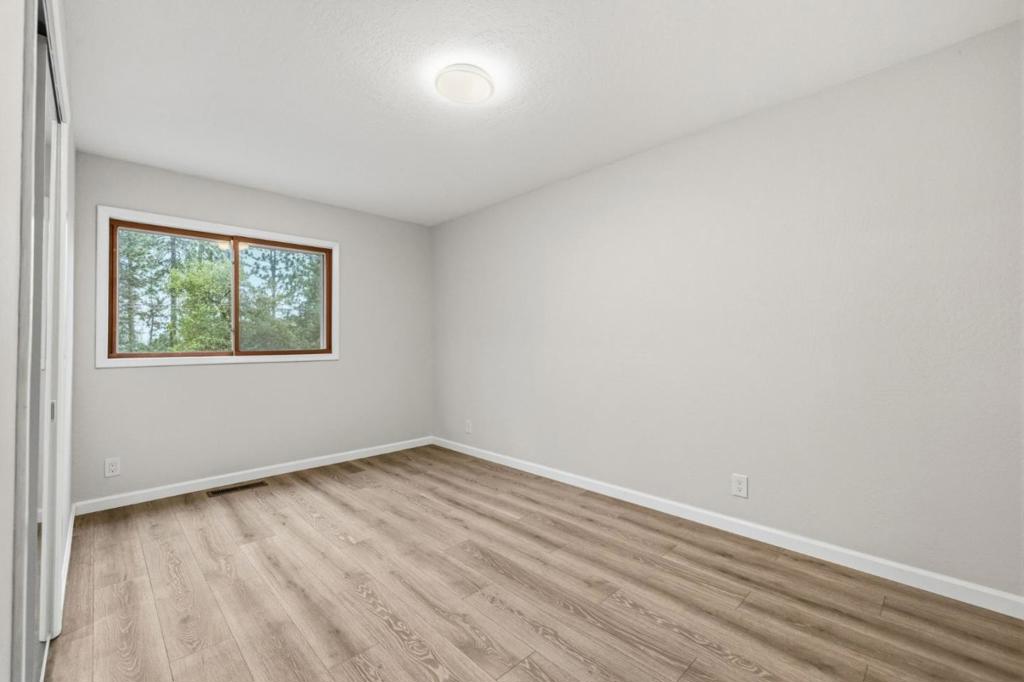 12910 Jackson Mill Dr, Groveland, CA 95321