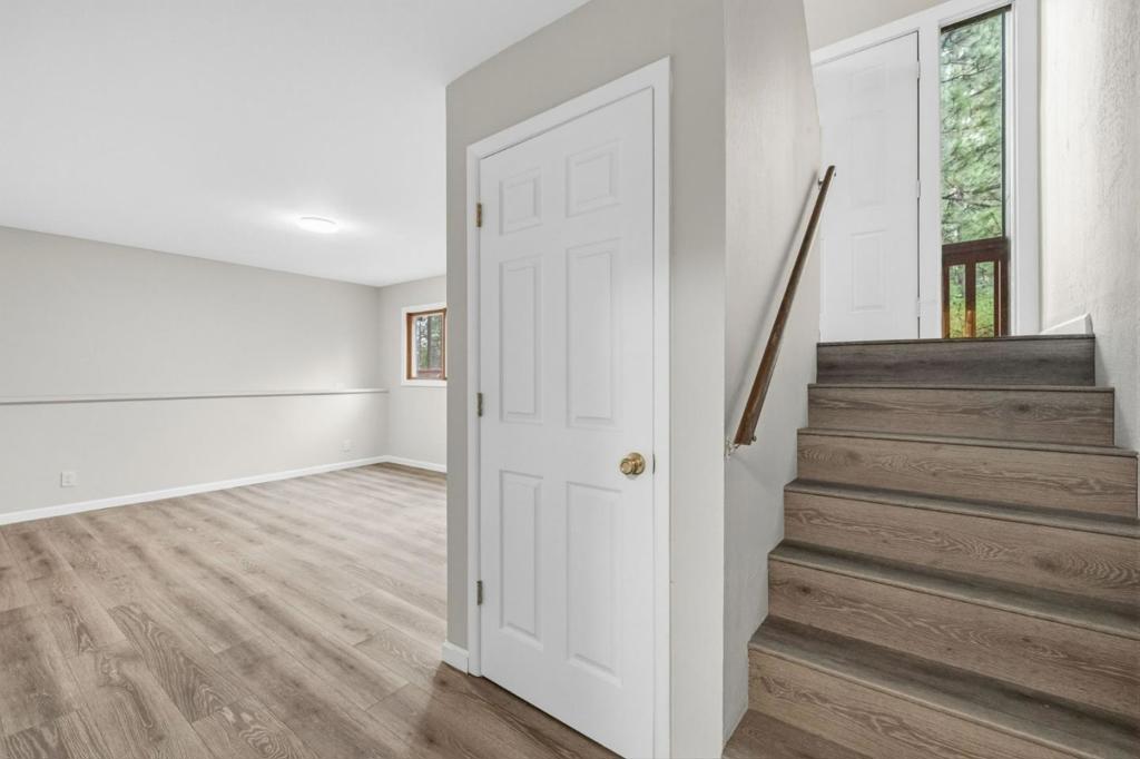 12910 Jackson Mill Dr, Groveland, CA 95321
