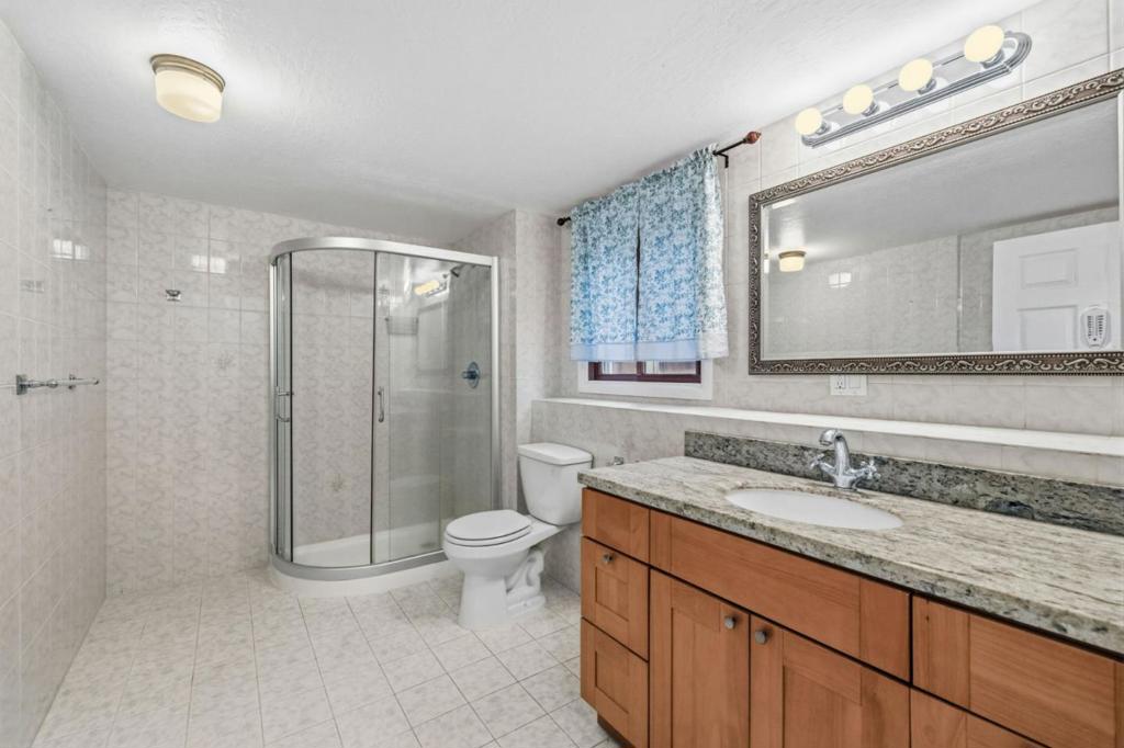12910 Jackson Mill Dr, Groveland, CA 95321