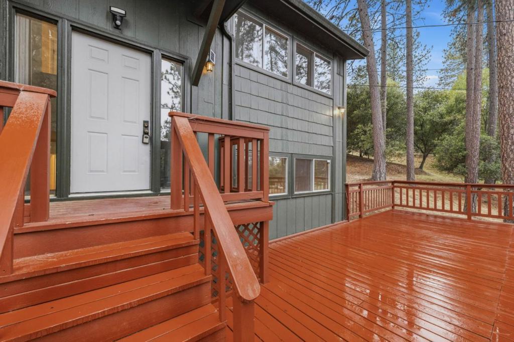 12910 Jackson Mill Dr, Groveland, CA 95321