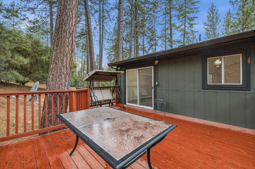 12910 Jackson Mill Dr, Groveland, CA 95321