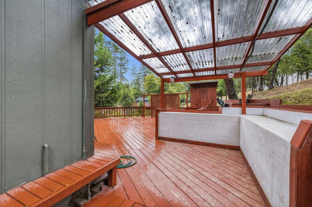 12910 Jackson Mill Dr, Groveland, CA 95321