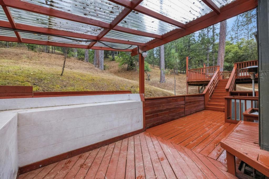 12910 Jackson Mill Dr, Groveland, CA 95321