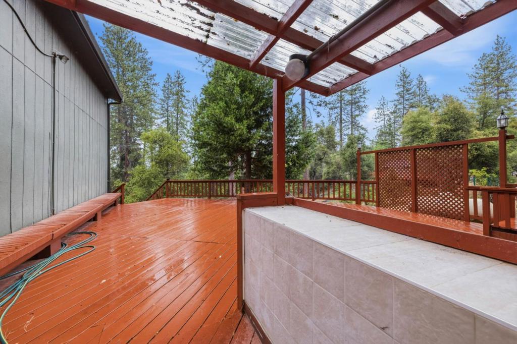 12910 Jackson Mill Dr, Groveland, CA 95321