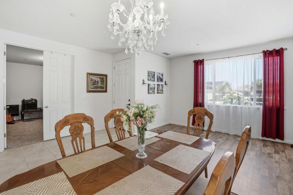 1437 Willmott Rd, Los Banos, CA 93635