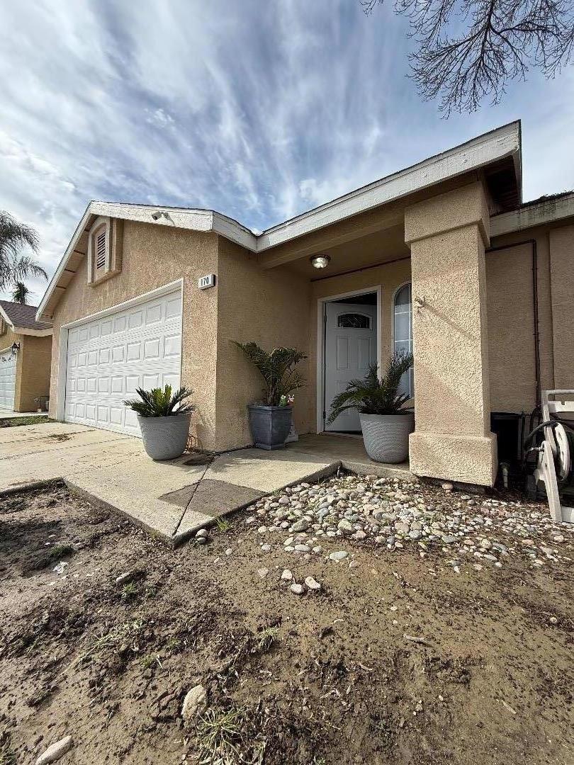 170 Willow Springs Ave, Coalinga, CA 93210