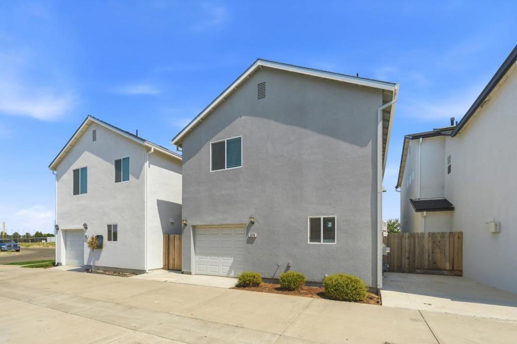 5078 Palisade Ave, Merced, CA 95348