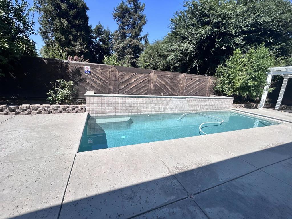 1411 Burman Dr, Turlock, CA 95382