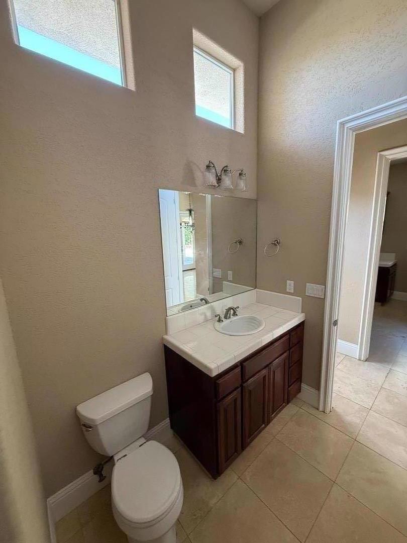 1411 Burman Dr, Turlock, CA 95382