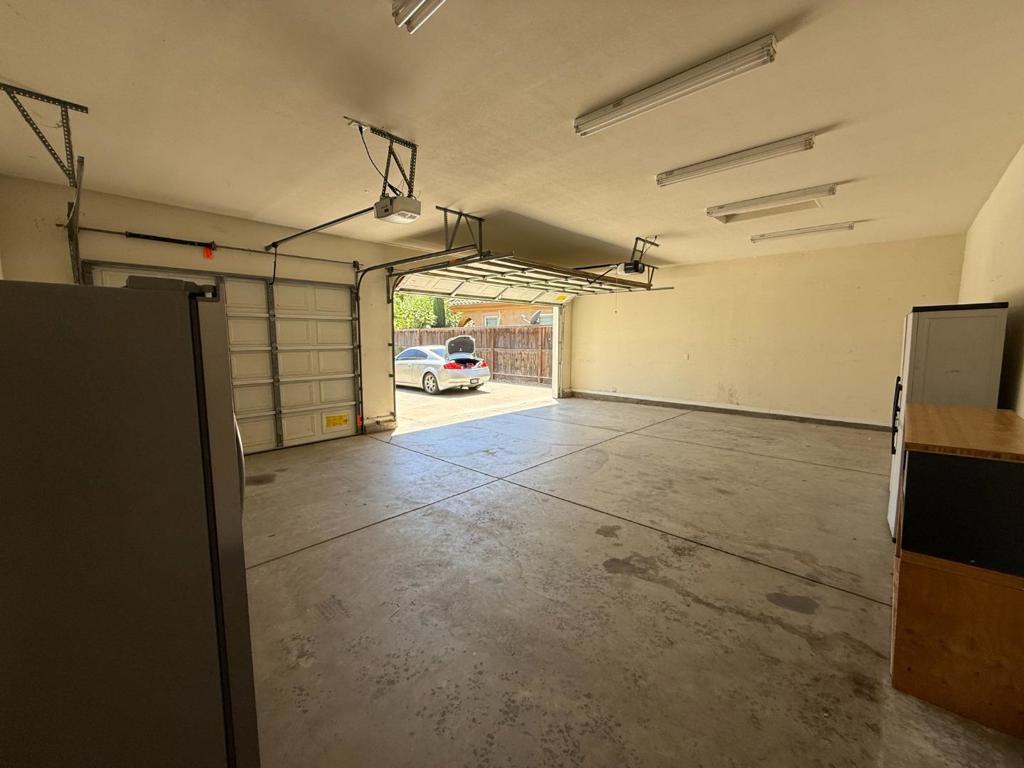 1411 Burman Dr, Turlock, CA 95382