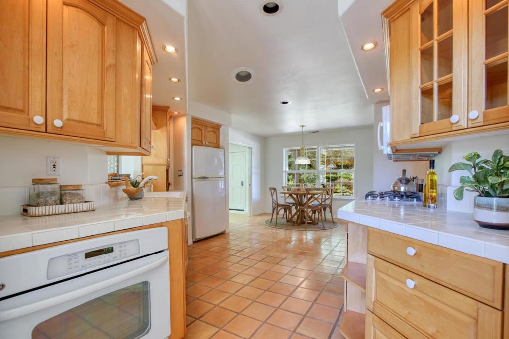 11995 San Marcos Rd, Atascadero, CA 93422